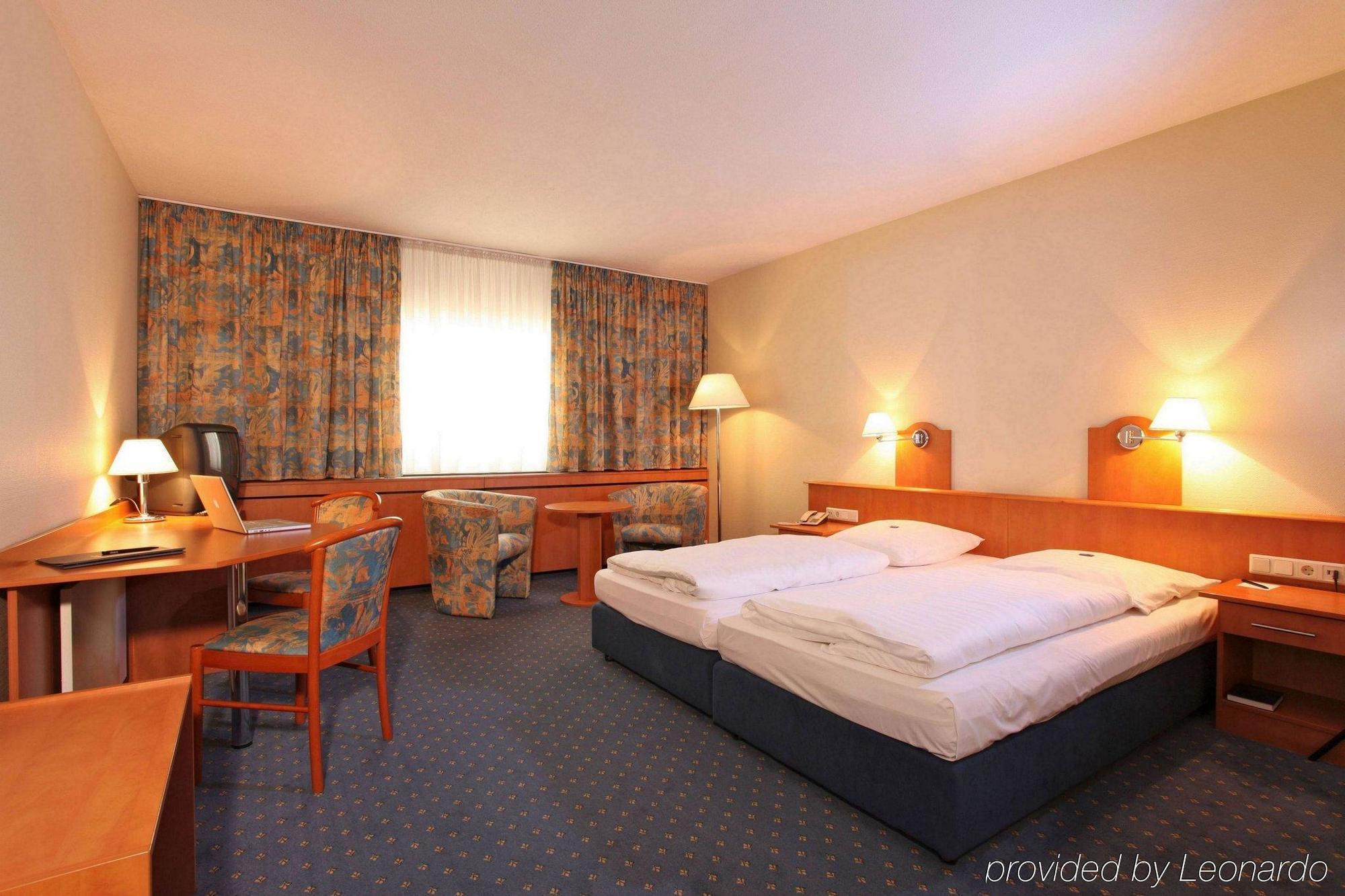 Tulip Inn Ludwigshafen City Стая снимка