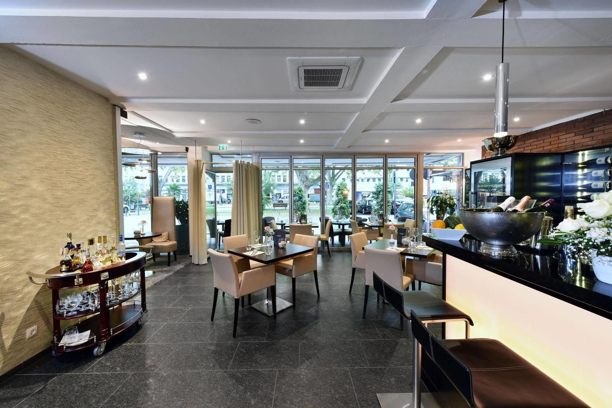 Tulip Inn Ludwigshafen City Екстериор снимка